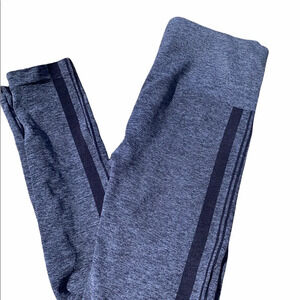 Assets Red Hot Label by SPANX small grey leggings